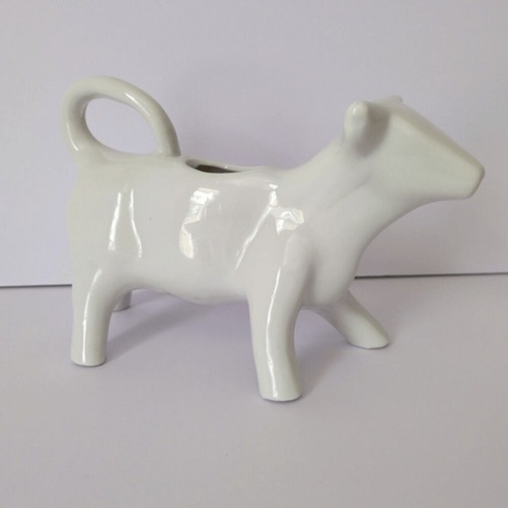 Porcelain Cow Creamer White 4 oz Pitcher - Picture 1 of 5